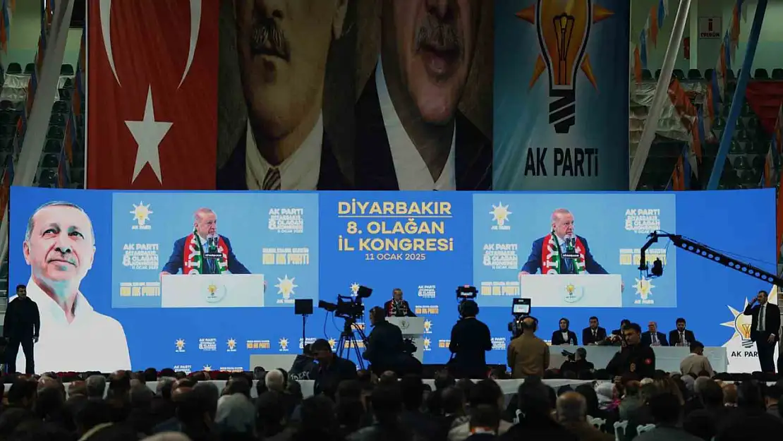 Cumhurbaşkanı Erdoğan Diyarbakır'dan ayrıldı