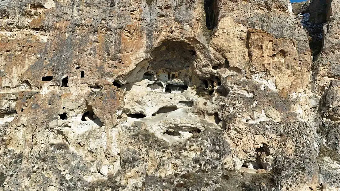 Erzurum'da Kırk Pencereli Mağaraları keşfedilmeyi bekliyor