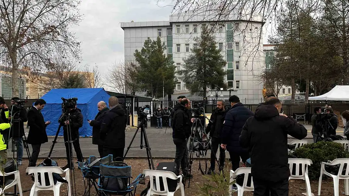 Narin Güran cinayeti davasında ikinci duruşmaya basın mensuplarından yoğun ilgi